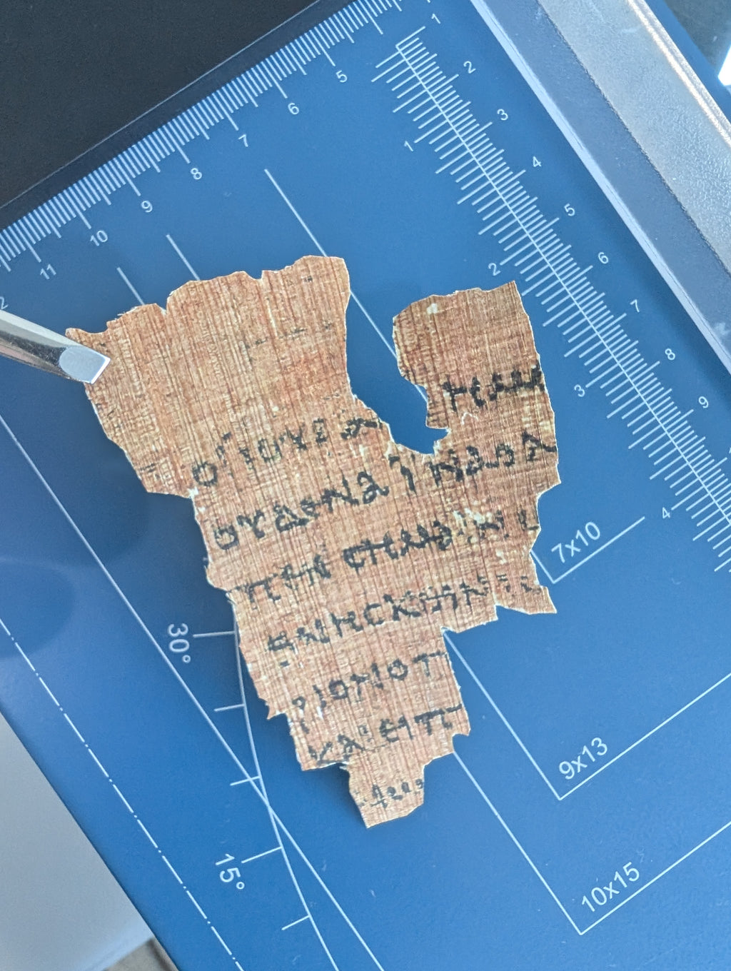 P52 Fragment Replica: Gospel of John 18:31-38. Jesus on trial. (Most Popular)